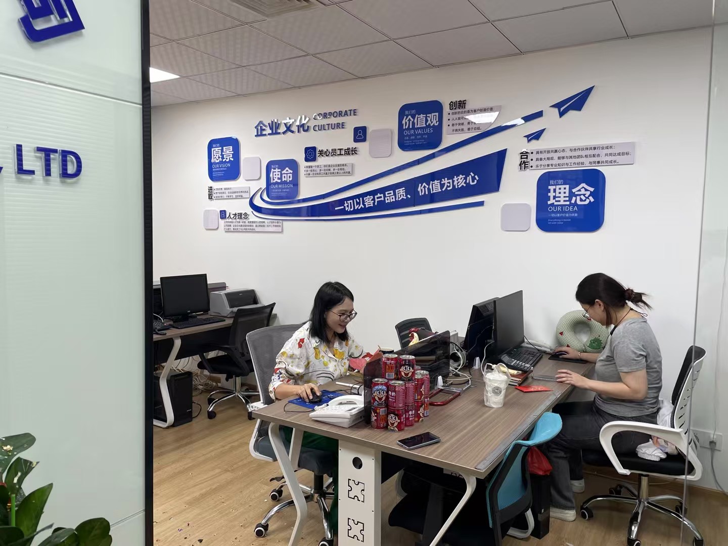 CDCLVD1204RGTR/TI/德州仪器/VQFN16_深圳市纳艾斯科技有限公司-2部--淘IC